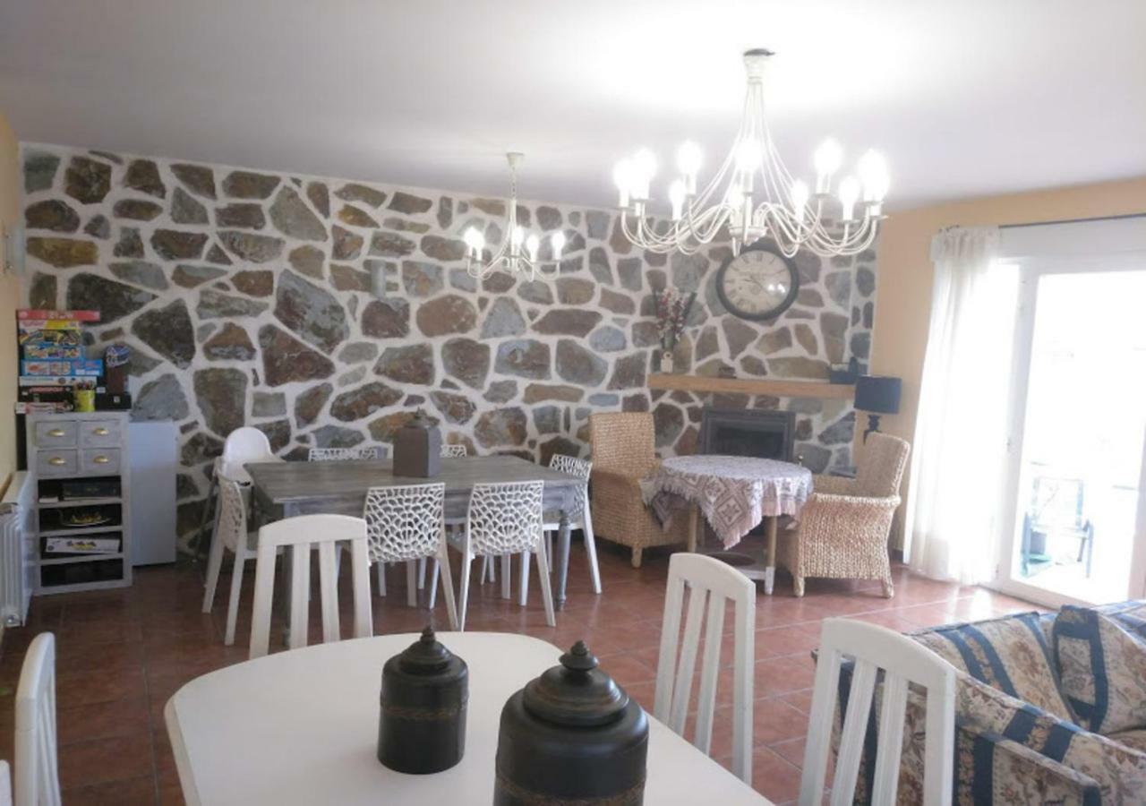 Tiara Vacaciones Villa Nava de la Asuncion Eksteriør bilde